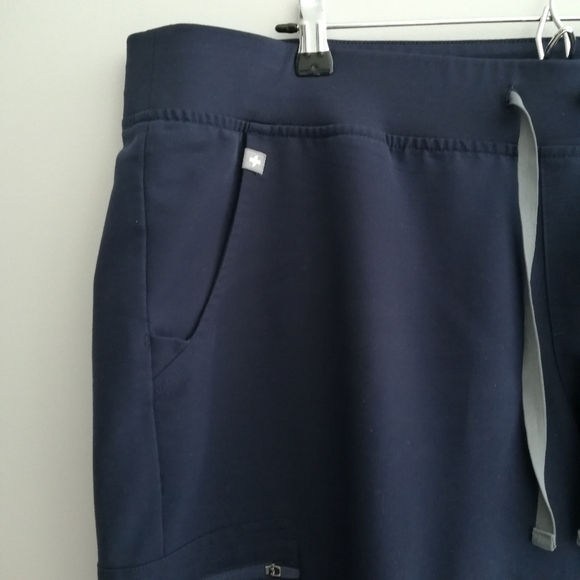 Figs Plus Size Zamora Joggers Medical Scrub Bottoms Navy Blue XXL - Picture 5 of 16